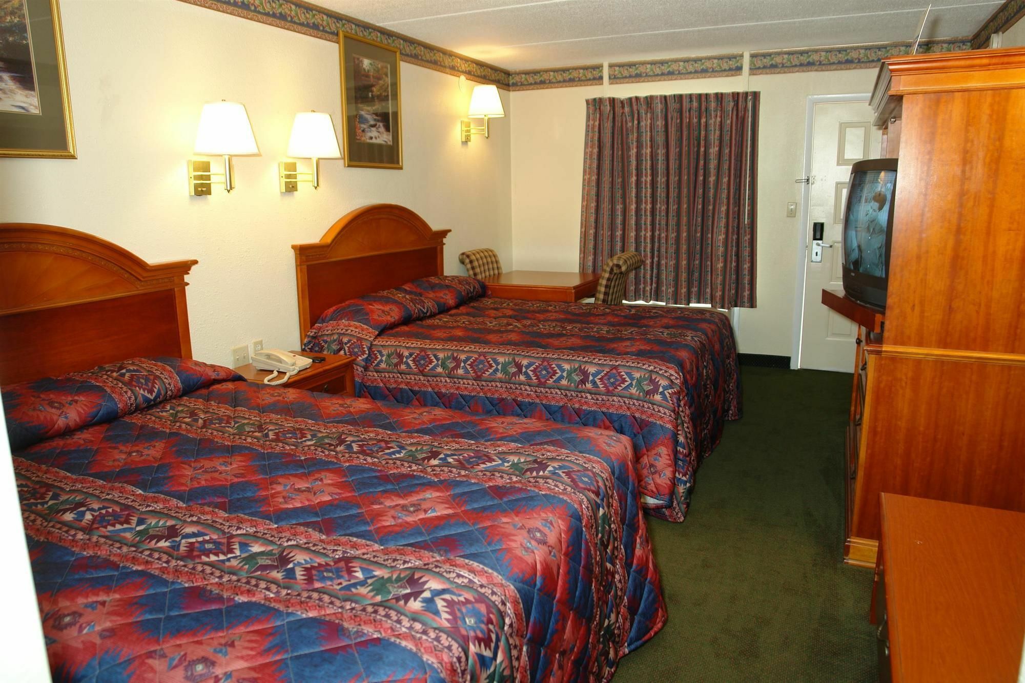 Days By Wyndham Knoxville North Hotel Powell