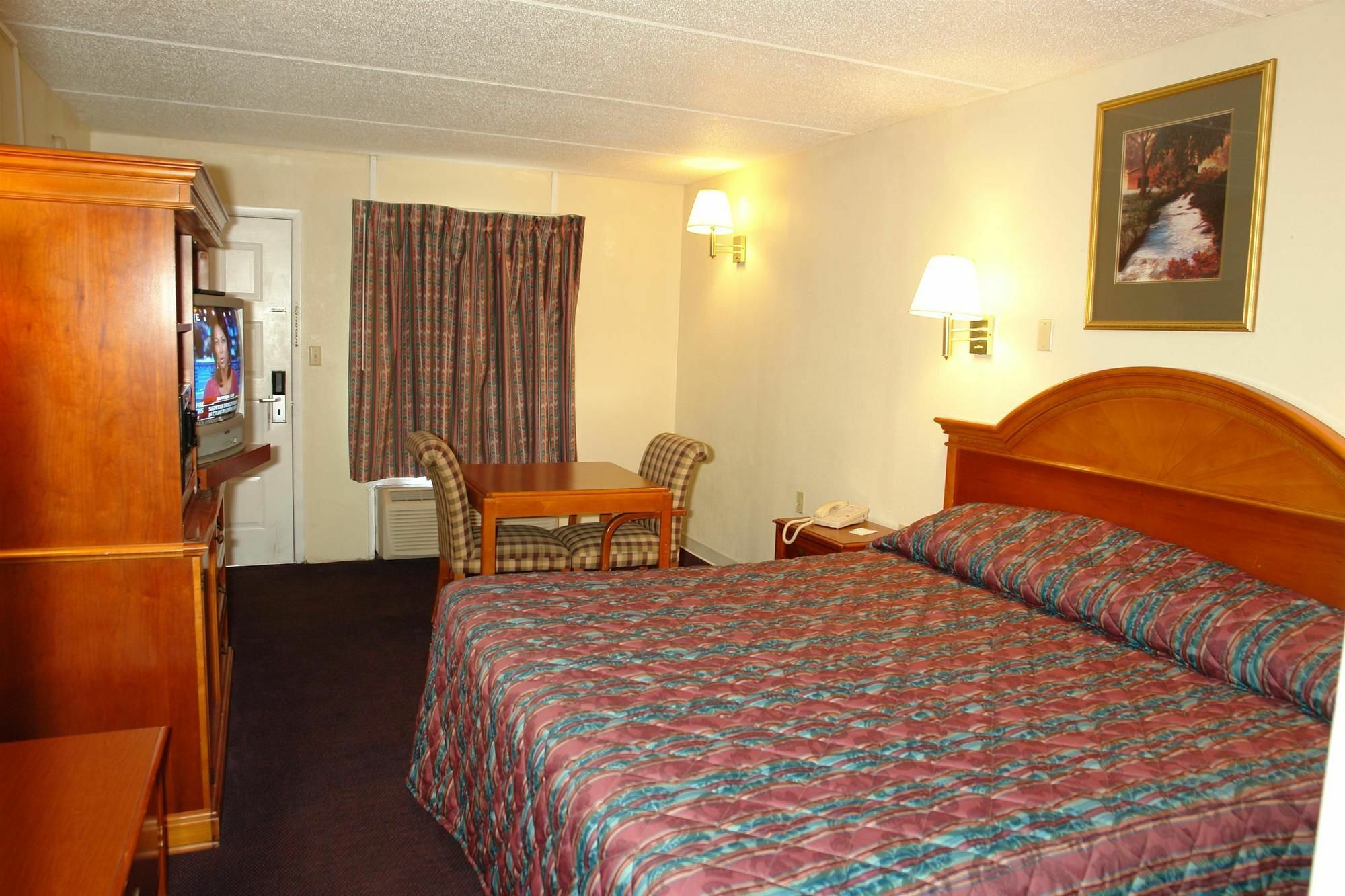 Hotel Days By Wyndham Knoxville North