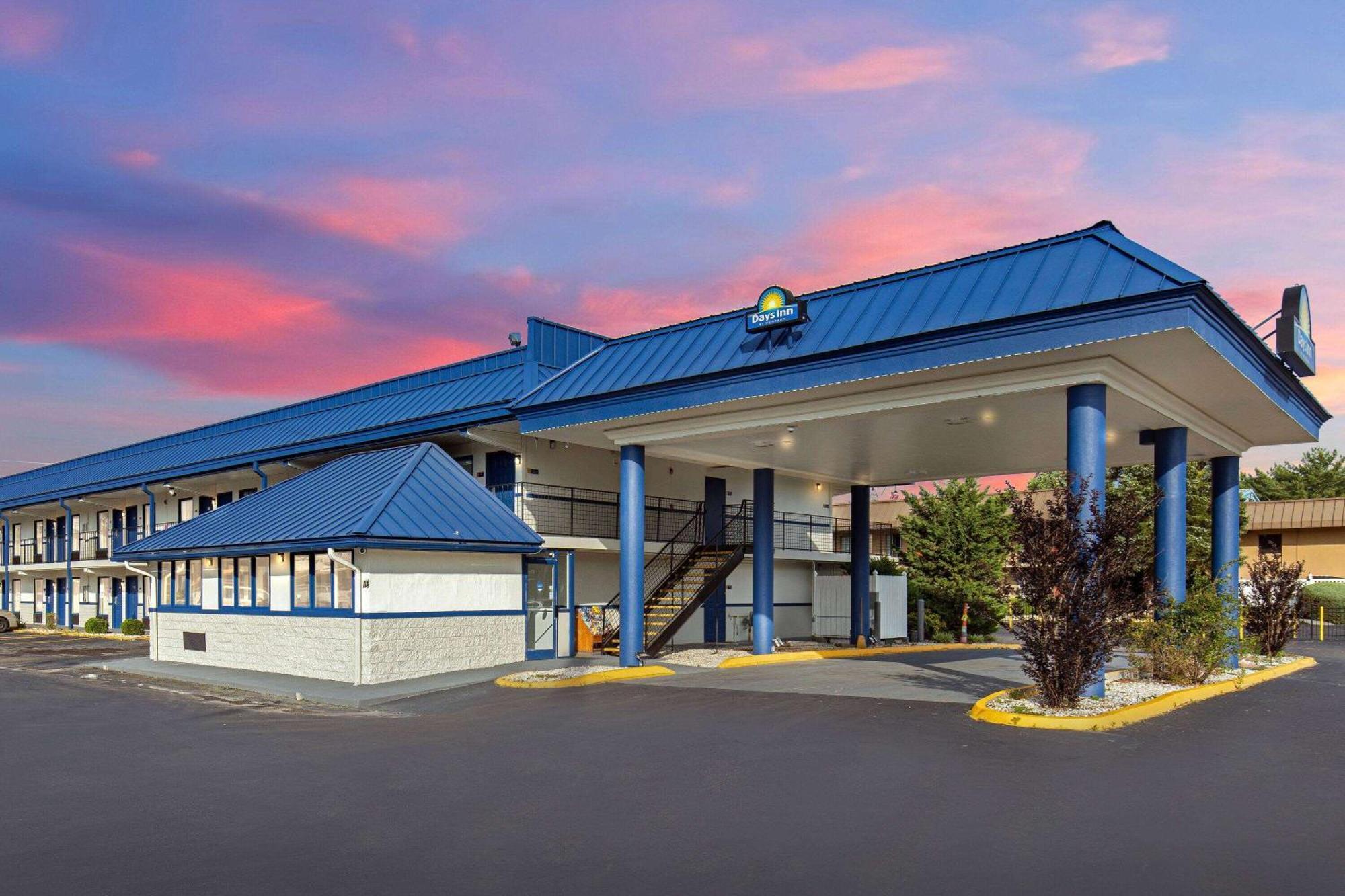 Days By Wyndham Knoxville North