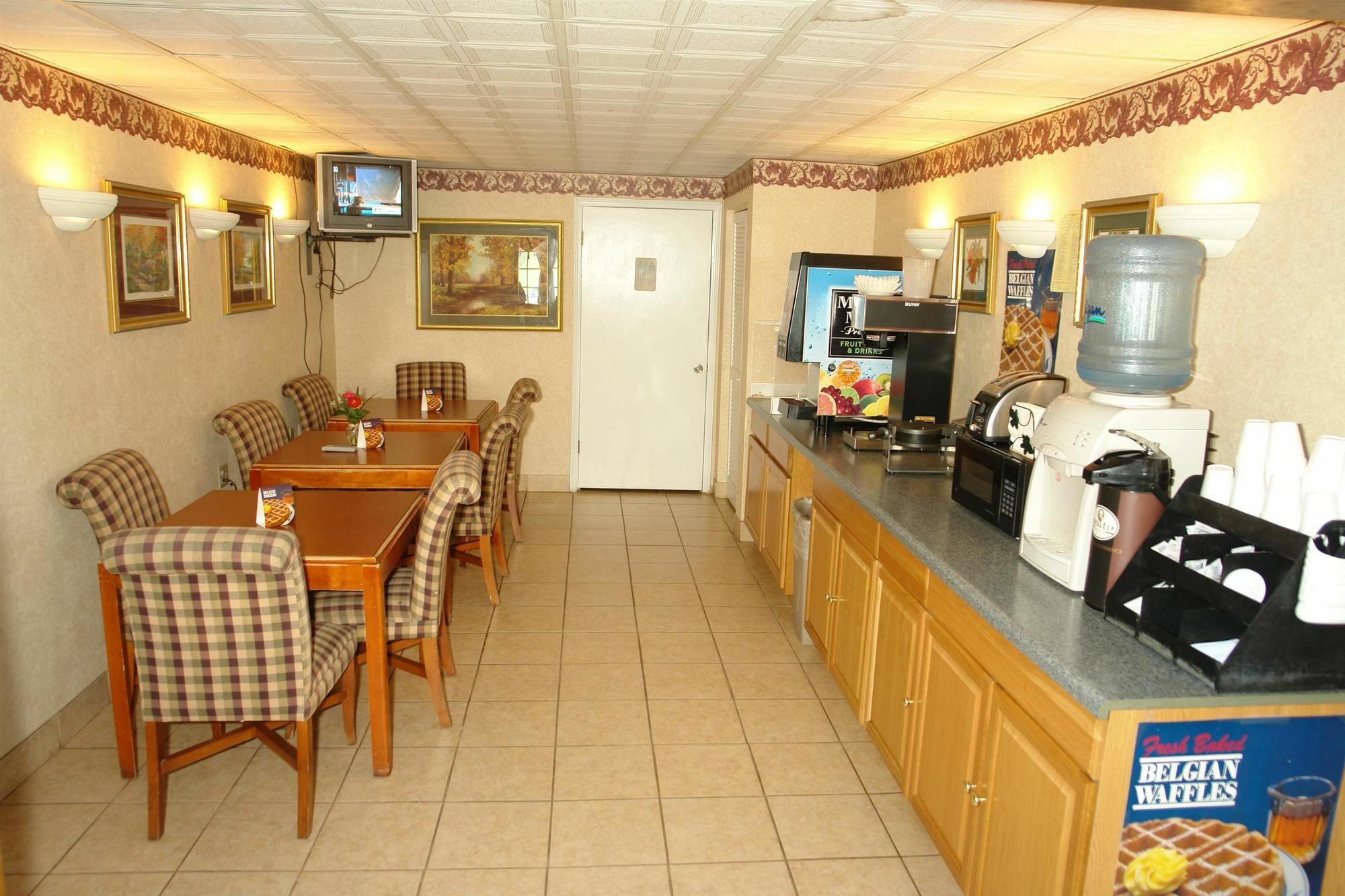Hotel Days By Wyndham Knoxville North Powell